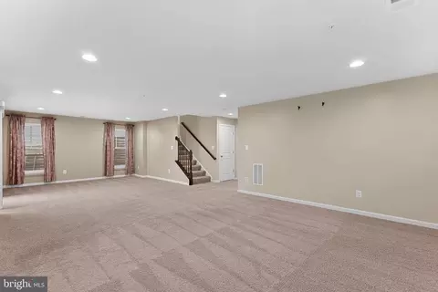 Living - 8422 Cliffview Ln, Frederick, MD 21704 photo 5 of 7