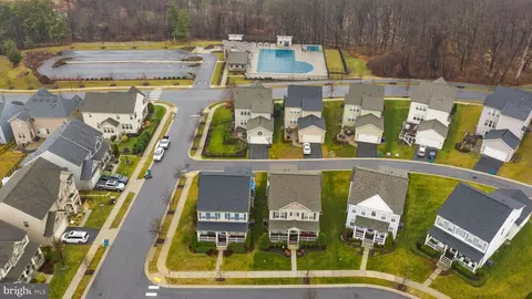 View/Area - 8422 Cliffview Ln, Frederick, MD 21704 photo 2 of 7