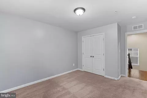 Entry Way - 8422 Cliffview Ln, Frederick, MD 21704 photo 16 of 17