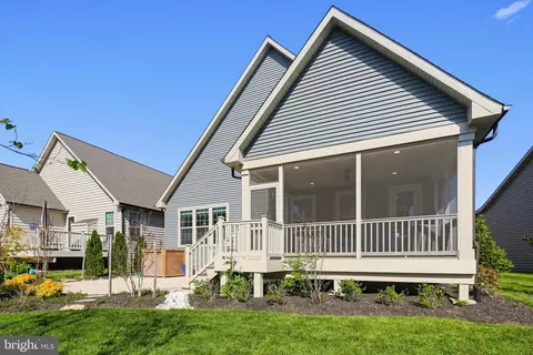 Exterior - 2605 Broadleaf Dr, Frederick, MD 21702 photo 5 of 10