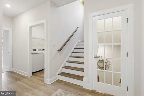 Entry Way - 2605 Broadleaf Dr, Frederick, MD 21702 photo 5 of 7