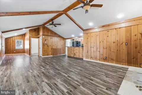 Living - 4835 Shookstown Rd, Frederick, MD 21702 photo 7 of 8