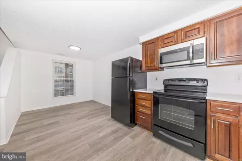 1031 Staghorn Ave, Frederick, MD 21703 photo 4