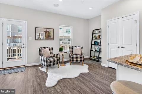 Entry Way - 6004 Krantz Dr, Frederick, MD 21703 photo 6 of 9