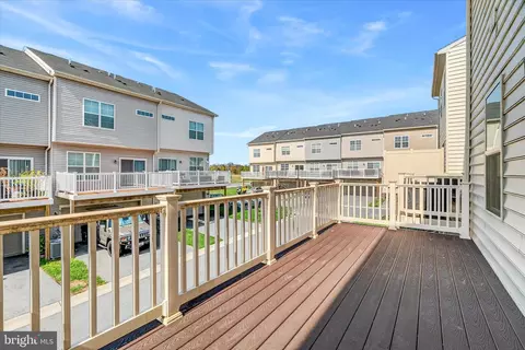Exterior - 6004 Krantz Dr, Frederick, MD 21703 photo 4 of 8