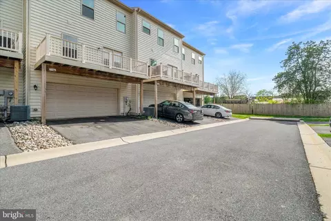 Exterior - 6004 Krantz Dr, Frederick, MD 21703 photo 6 of 8
