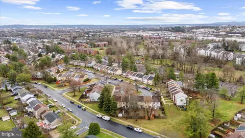 View/Area - 47 Vienna Ct, Frederick, MD 21702 photo 7 of 8