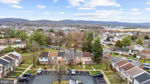 View/Area - 47 Vienna Ct, Frederick, MD 21702 photo 5 of 8