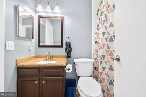 Bath - 47 Vienna Ct, Frederick, MD 21702 photo 3 of 3