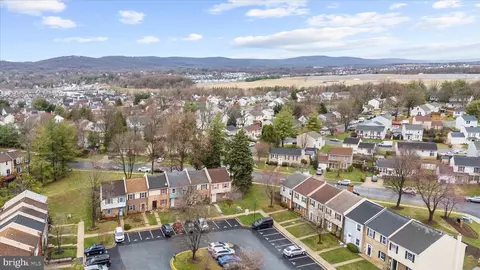 View/Area - 47 Vienna Ct, Frederick, MD 21702 photo 4 of 8