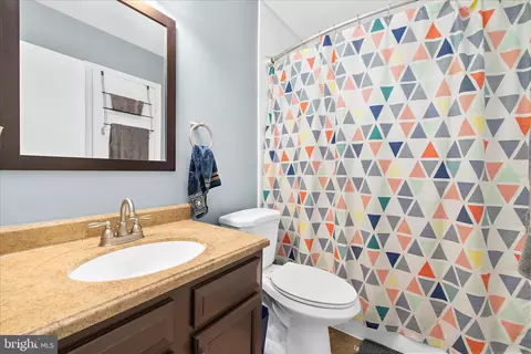 Bath - 47 Vienna Ct, Frederick, MD 21702 photo 2 of 3