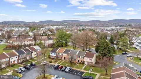 View/Area - 47 Vienna Ct, Frederick, MD 21702 photo 3 of 8