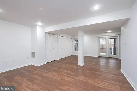 Living - 6722 Mallard Ct, Frederick, MD 21703 photo 4 of 4