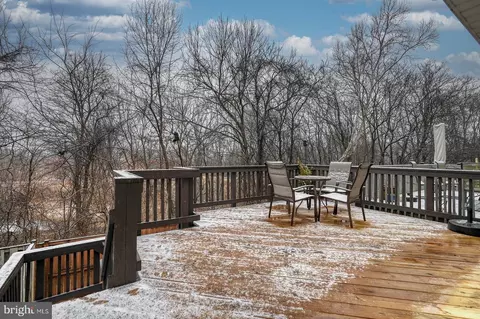 Exterior - 6722 Mallard Ct, Frederick, MD 21703 photo 3 of 4