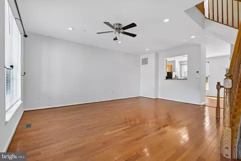 Living - 2439 Wynfield Ct, Frederick, MD 21702 photo 2 of 3