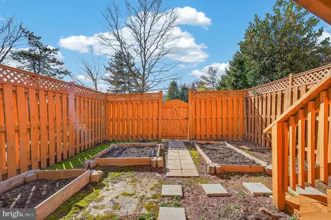 Exterior - 2439 Wynfield Ct, Frederick, MD 21702 photo 6 of 9