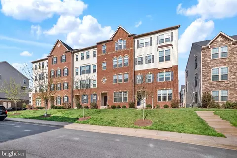 Exterior - 6018 Leben Dr, Frederick, MD 21703 photo 3 of 5