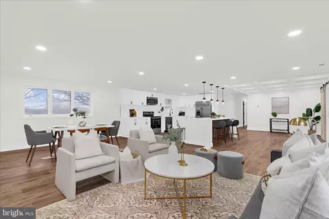 8209 Old Hagerstown Rd, Middletown, MD 21769