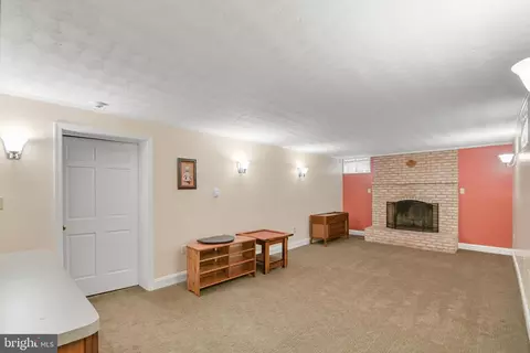 Living - 8010 Glendale Dr, Frederick, MD 21702 photo 6 of 6