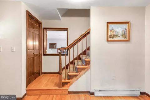 Entry Way - 8010 Glendale Dr, Frederick, MD 21702 photo 2 of 2