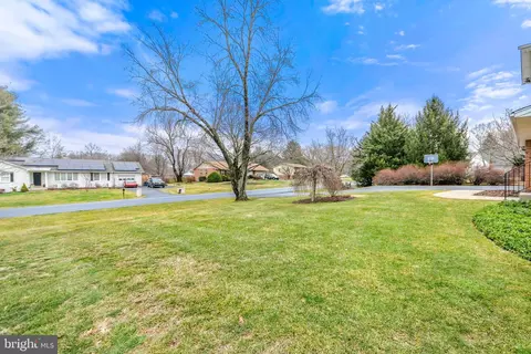 Exterior - 8010 Glendale Dr, Frederick, MD 21702 photo 10 of 11