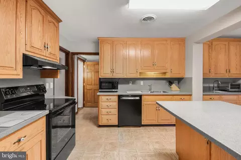 Kitchen - 8010 Glendale Dr, Frederick, MD 21702 photo 3 of 6