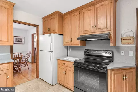 Kitchen - 8010 Glendale Dr, Frederick, MD 21702 photo 2 of 6