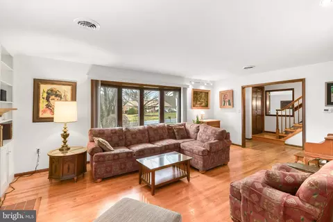Living - 8010 Glendale Dr, Frederick, MD 21702 photo 3 of 6