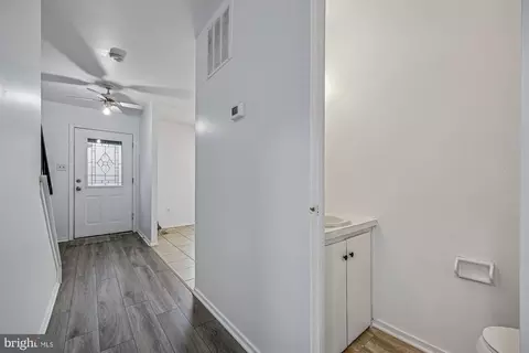Entry Way - 58 Apple Way, Frederick, MD 21703 photo 4 of 8