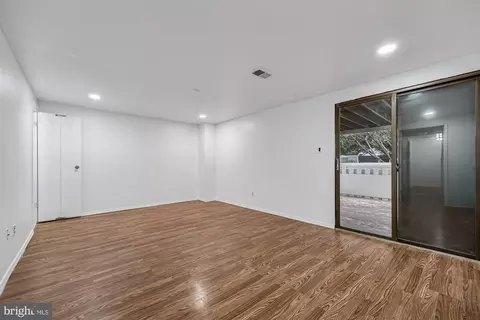 Living - 58 Apple Way, Frederick, MD 21703 photo 2 of 8