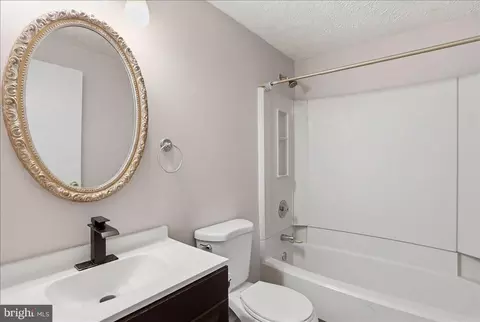 Bath - 6734 Fallow Hill Ct, Frederick, MD 21703 photo 2 of 2
