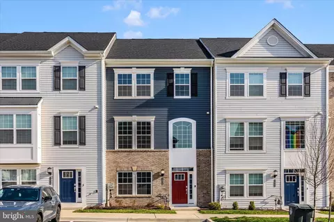 1454 Clingmans Dome Dr, Frederick, MD 21702