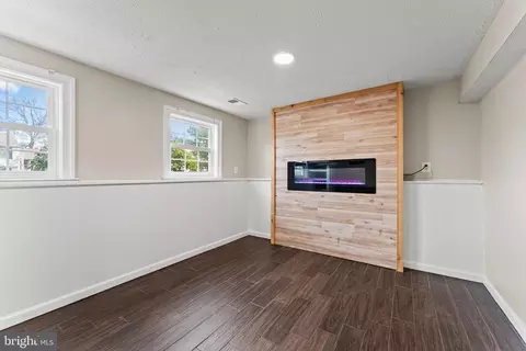 Living - 1394 Rollinghouse Dr, Frederick, MD 21703 photo 6 of 6