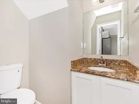 Bath - 6223 Cliffside Ter, Frederick, MD 21701 photo 1 of 4