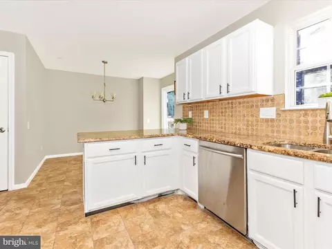Kitchen - 6223 Cliffside Ter, Frederick, MD 21701 photo 2 of 7