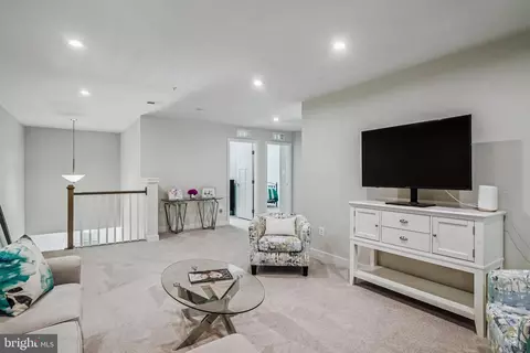 Entry Way - 6126 Dock St, Frederick, MD 21703 photo 10 of 12