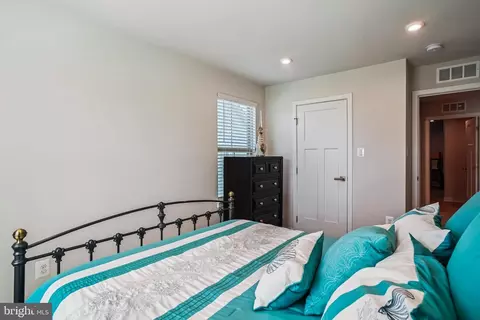 Bedroom - 6126 Dock St, Frederick, MD 21703 photo 6 of 6