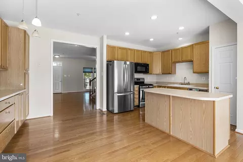 6647 Mcgrath Pl, Frederick, MD 21703 photo 8
