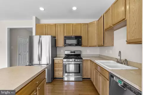 6647 Mcgrath Pl, Frederick, MD 21703 photo 11