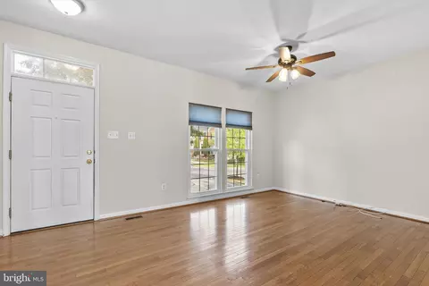 6647 Mcgrath Pl, Frederick, MD 21703 photo 5