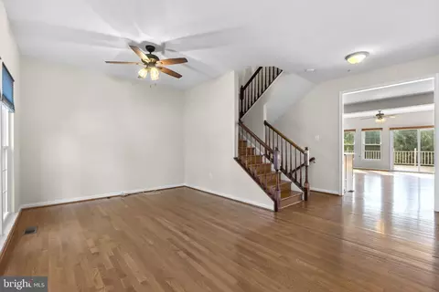 6647 Mcgrath Pl, Frederick, MD 21703 photo 4
