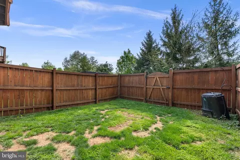 6647 Mcgrath Pl, Frederick, MD 21703 photo 29