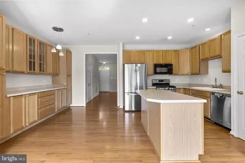 6647 Mcgrath Pl, Frederick, MD 21703 photo 9