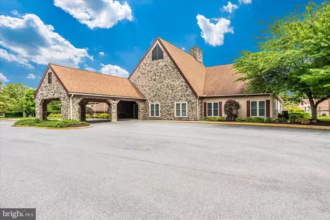 Exterior - 5798 Box Elder Ct, Frederick, MD 21703 photo 9 of 11