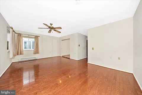 Living - 5798 Box Elder Ct, Frederick, MD 21703 photo 9 of 10