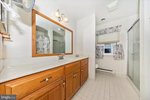 Bath - 5798 Box Elder Ct, Frederick, MD 21703 photo 1 of 5