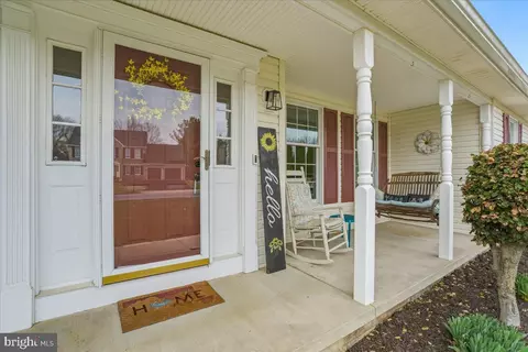 Exterior - 118 Manda Dr, Middletown, MD 21769 photo 4 of 5