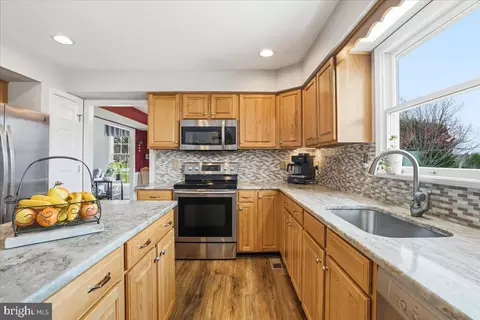 Kitchen - 118 Manda Dr, Middletown, MD 21769 photo 4 of 5