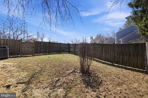 Exterior - 311 Cheyenne Dr, Frederick, MD 21701 photo 4 of 4