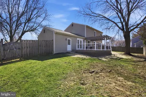 Exterior - 311 Cheyenne Dr, Frederick, MD 21701 photo 2 of 4